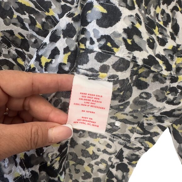 Ruby Rd. Womens Leopard Print Button-Up Shirt With 3/4 Sleeves Size 12 - Picture 3 of 11